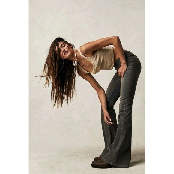 We The Free By FREE PEOPLE Penny Pull-On Flare Jeans 29 - Picture 5 of 10